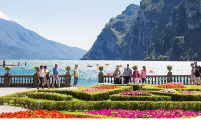 Immagine: Garda Trentino - Riva del Garda - Panorama dai giardini